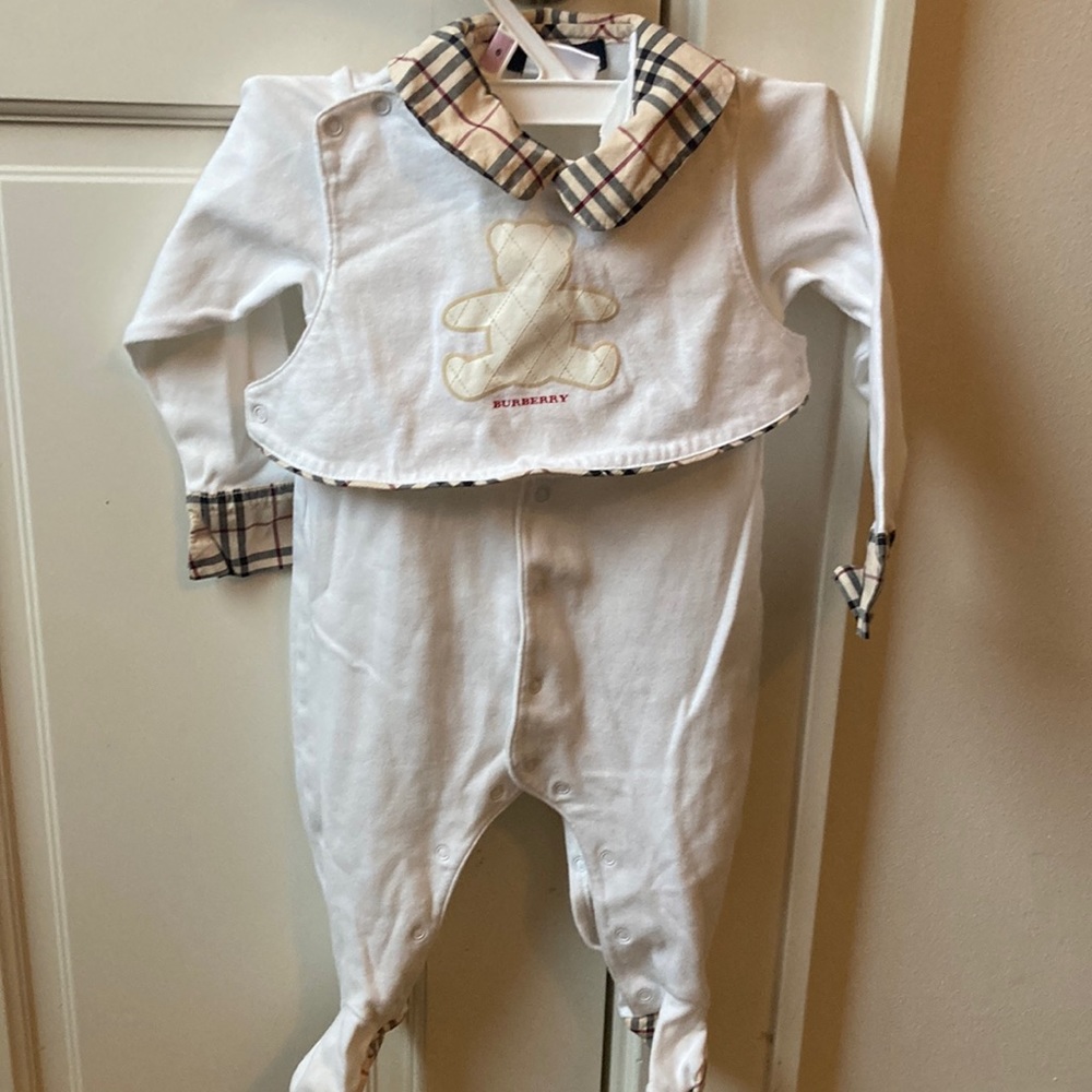 Burberry infant onesie with detachable bib size 6m